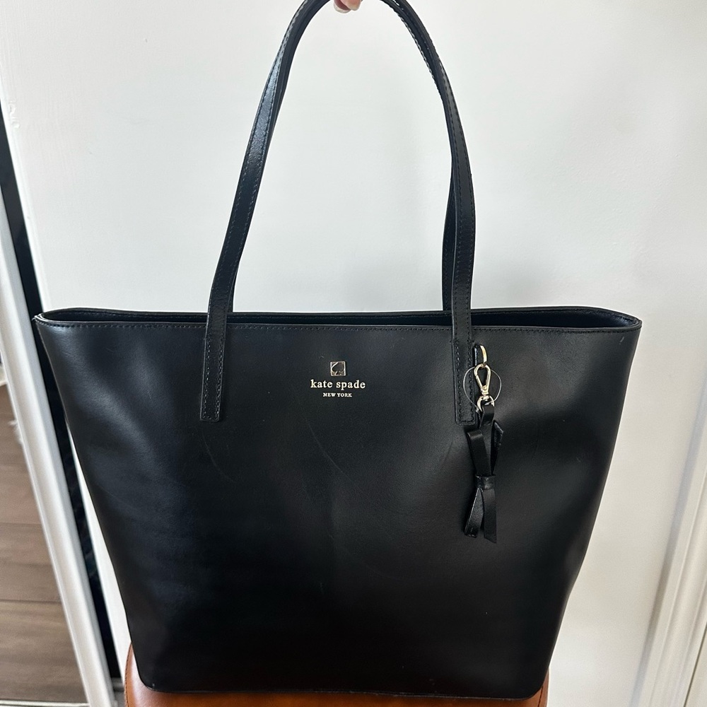 NWT Kate Spade Black Tote - Scratches/Flaws on Strap & Body